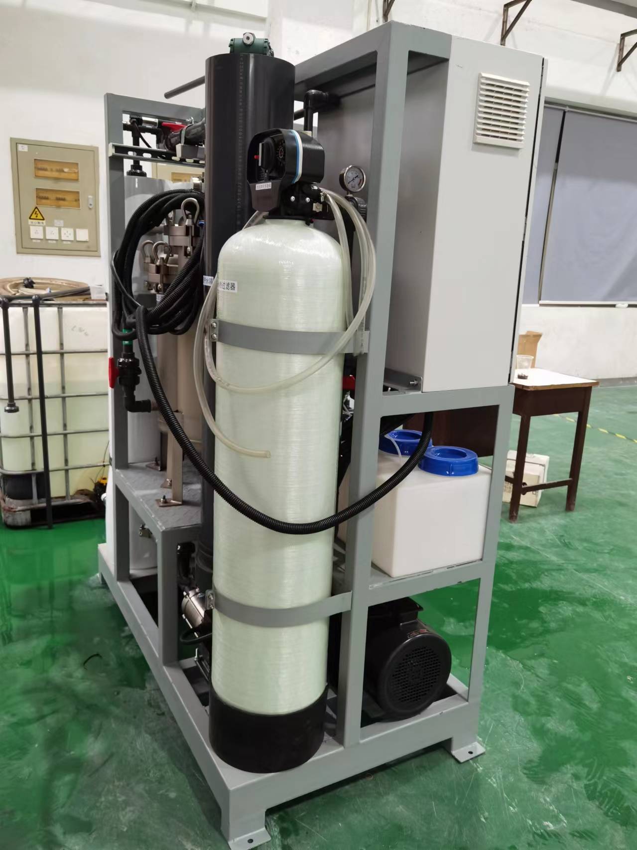 โรงไฟฟ้าพลังงานไฮบริดแบบลม-แสง - Wind Solar Hybrid Kit บทวิจารณ์และราคา